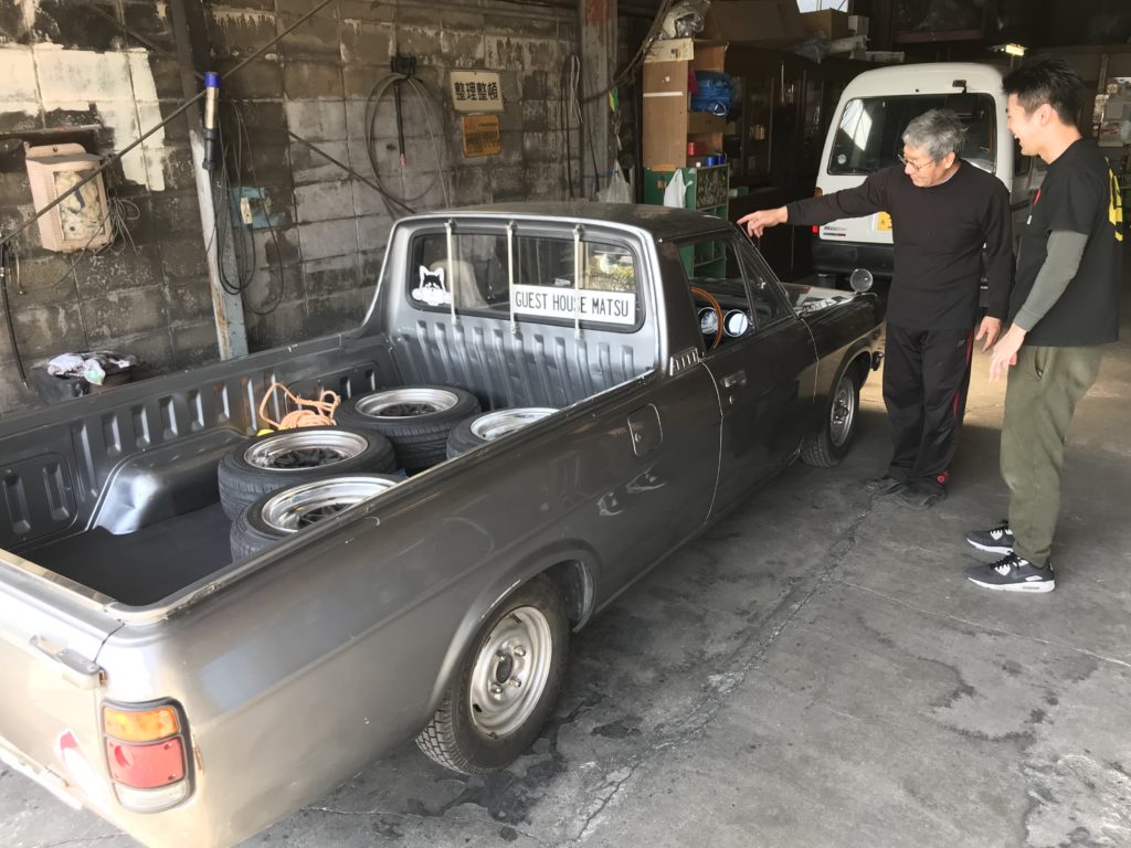 車検サニトラ4 大阪ゲストハウス松 Matsu 大阪旅行やバックパッカーの宿泊に